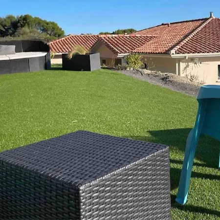 La Perriere * Pezenas